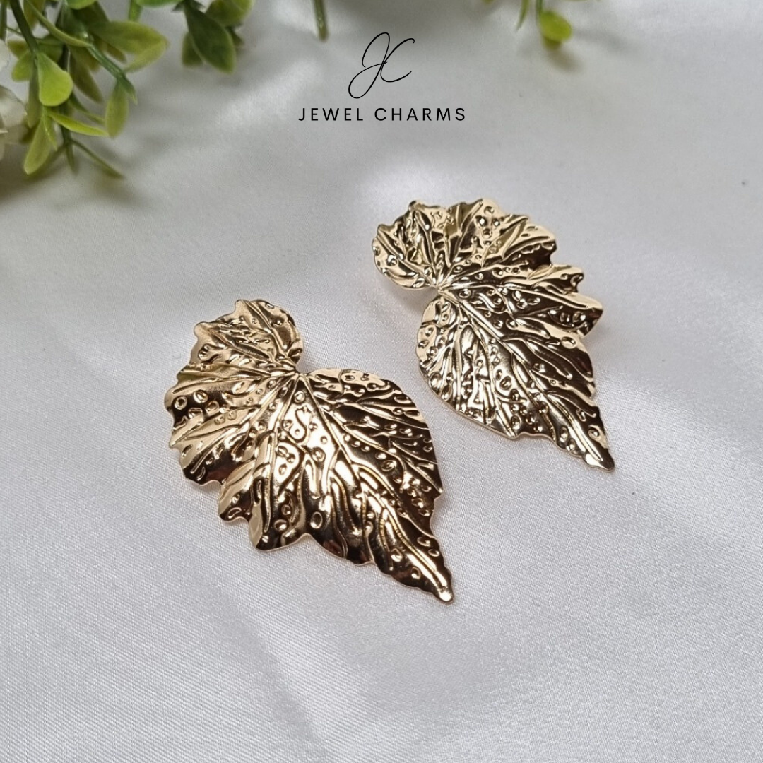 Roman statement earrings golden JCEC 28