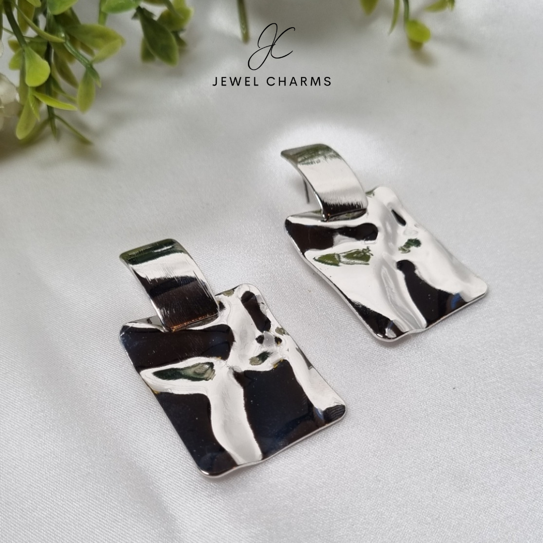 Silver square statement JCEC 195