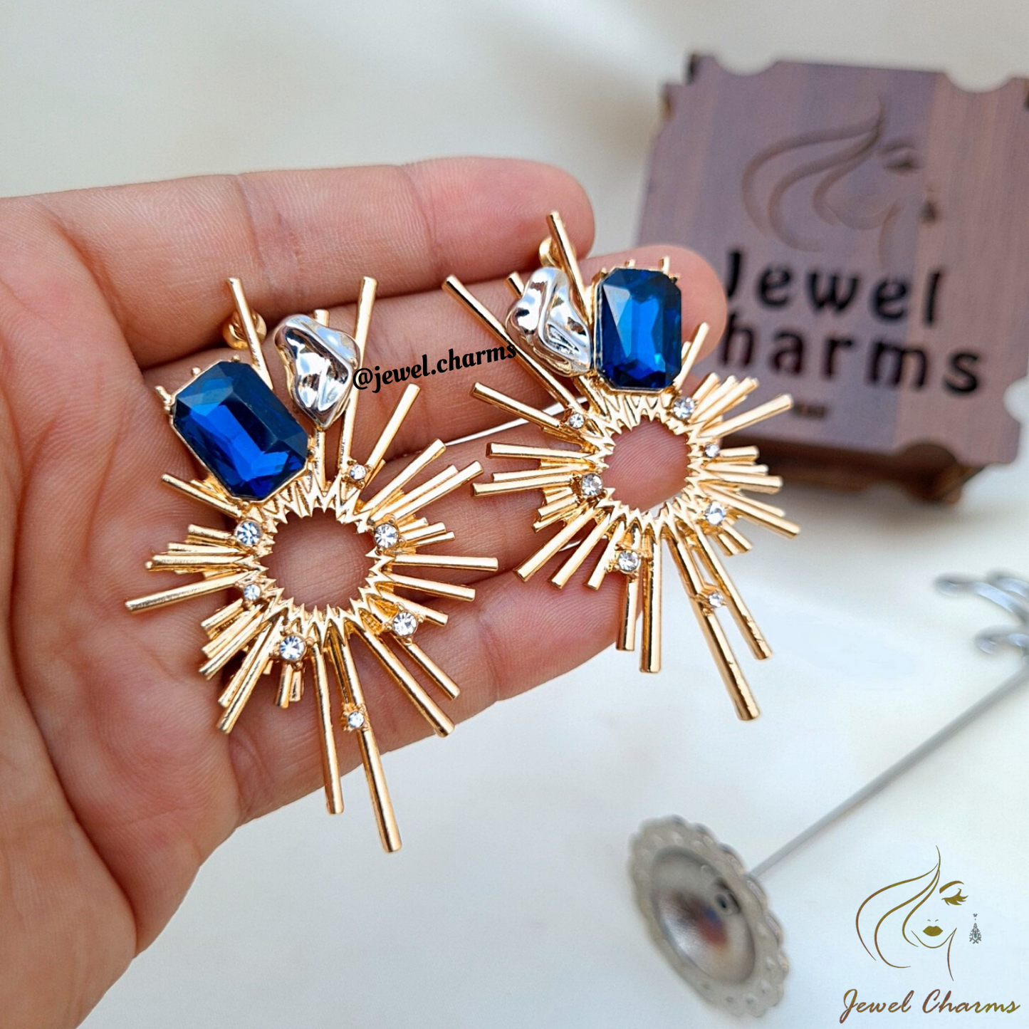 JC152 - Blue Gold Pharoah's Heart - Jewel Charms