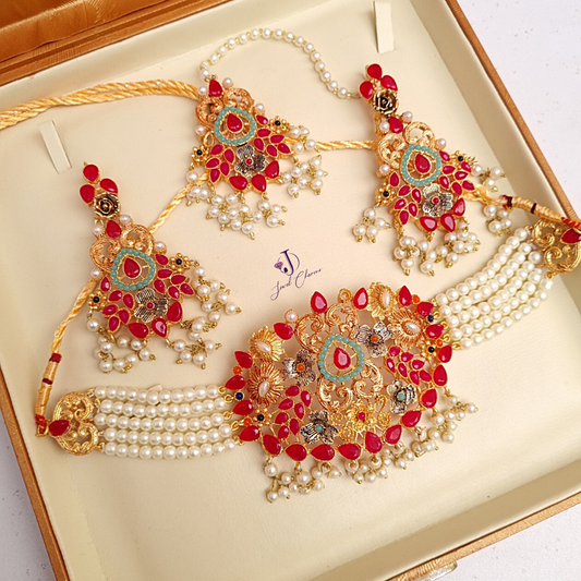 Nauratan Amritsari Ruby Red Bridal Choker Bindia Set