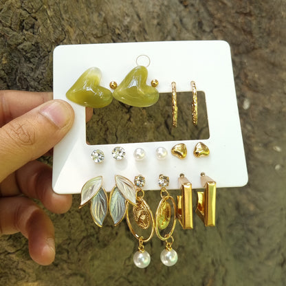 9 pairs pastel green heart earring pack