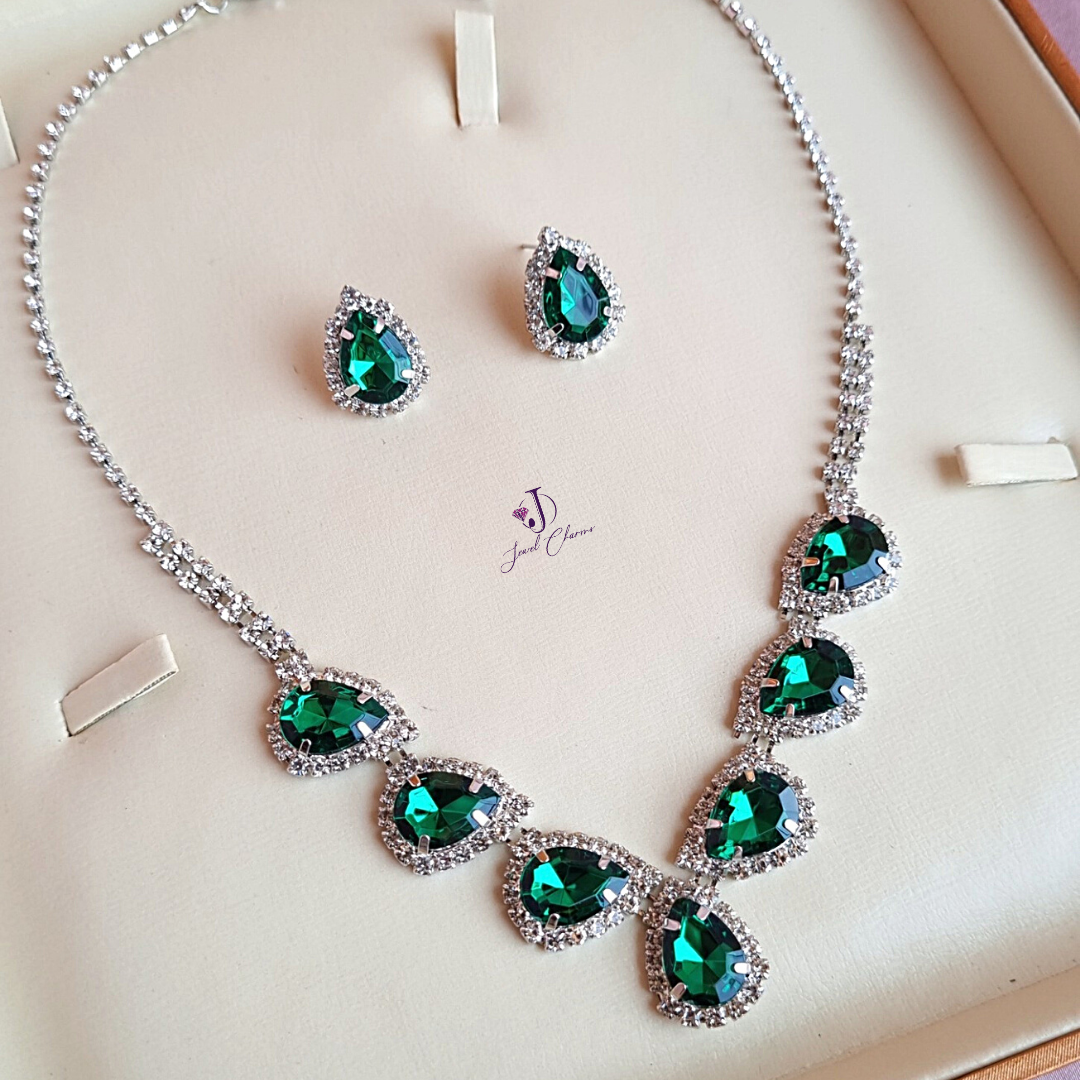 Emerald Green Galaxy Necklace Set