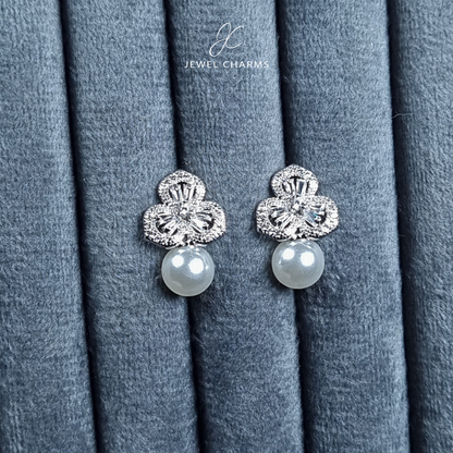 Clover Silver Zirconium Pearl Earrings Small