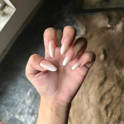 Hyper realistic viral nails jc 1663 Nails pack with free applicator kit