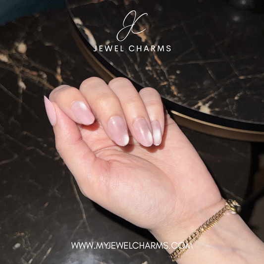 JC3100 - 24 Piece Cat Eye Nails with Free Nails Kit