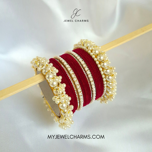 Maroon Silver Karra Tetra Gajra Set