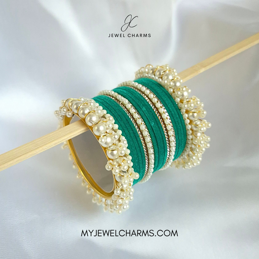 Sea Green Silver Karra Tetra Gajra Set