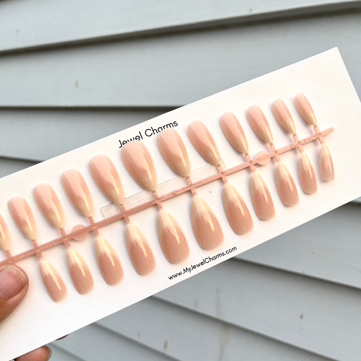 Hyper realistic Viral nails jc 1920 Nails pack with free applicator kit