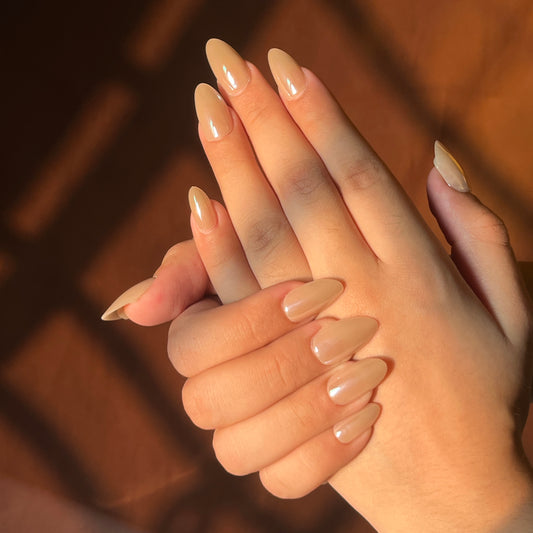 Jc 2072 Cat Eye Nude 24 Nails pack with free applicator kit
