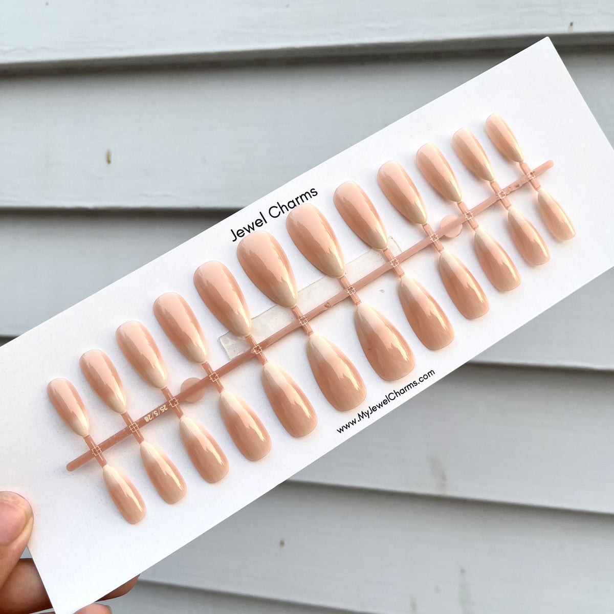 Hyper realistic Viral nails jc 1215 Nails pack with free applicator kit