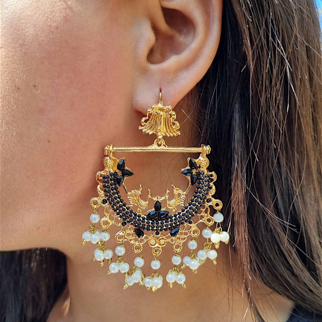 Black Nauratan Chand Baali Golden Pearls