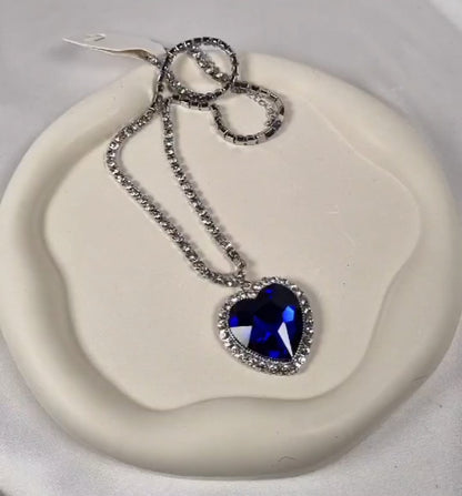 Heart of the ocean azure sapphire pendant necklace from Titanic