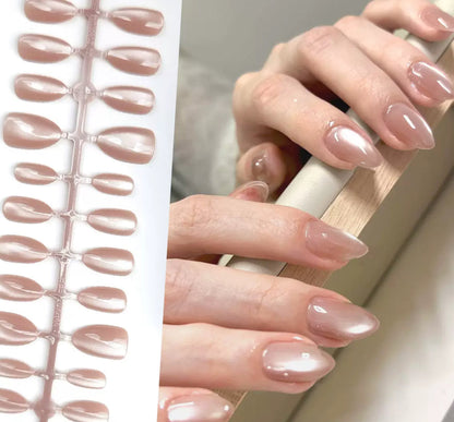 JC111 Cat-Eye Medium Length – 24 Nails Pack with Free Nail Kit
