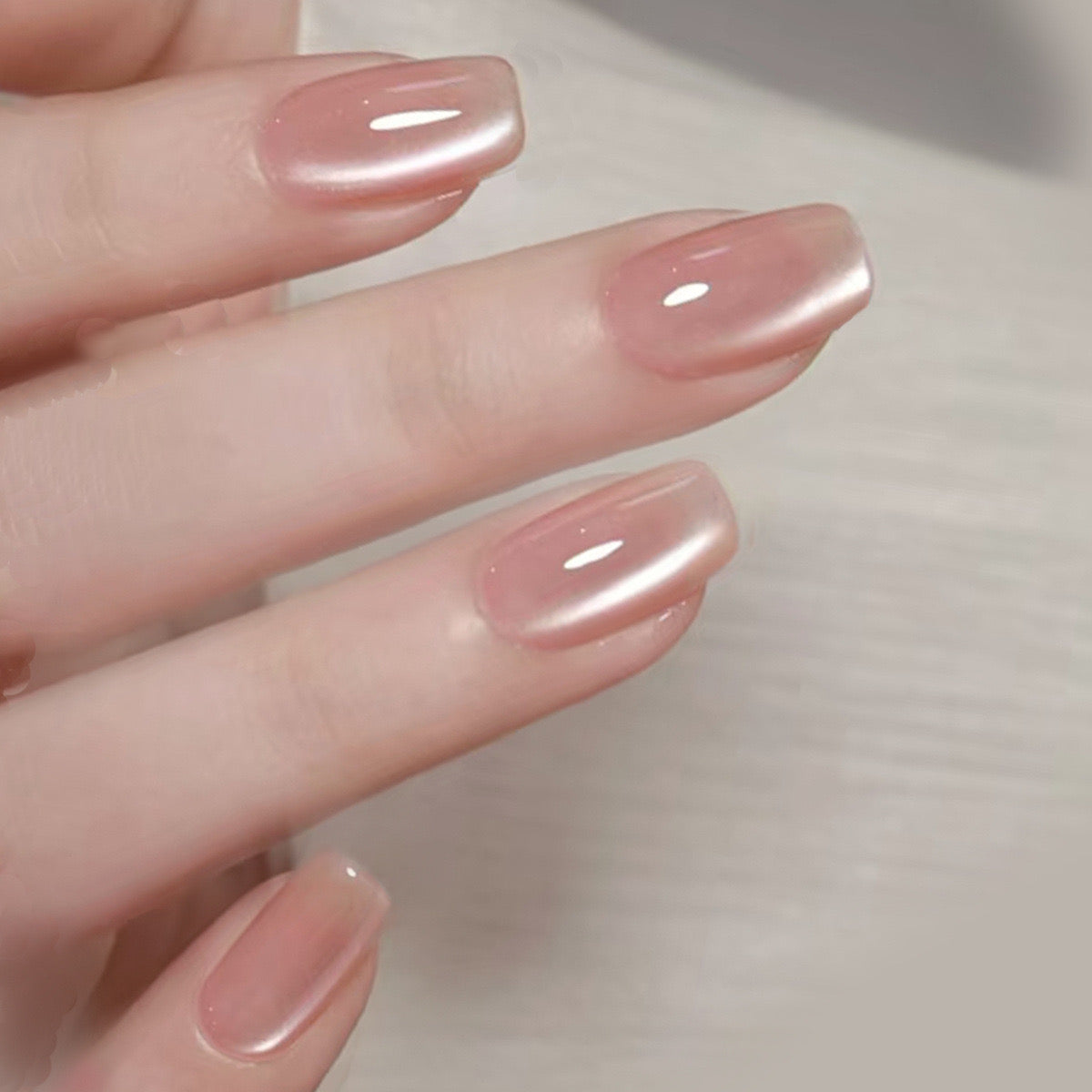JC105 Cat-Eye Medium Length – 24 Nails Pack with Free Nail Kit