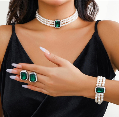 Green emerald Pearl choker earrings and bracelet set