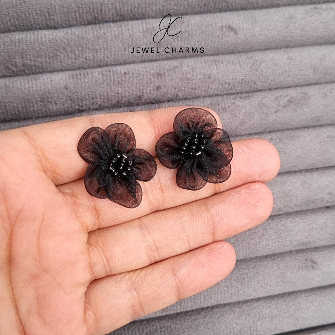 Black net flower